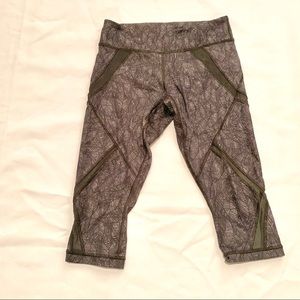 Lululemon crops